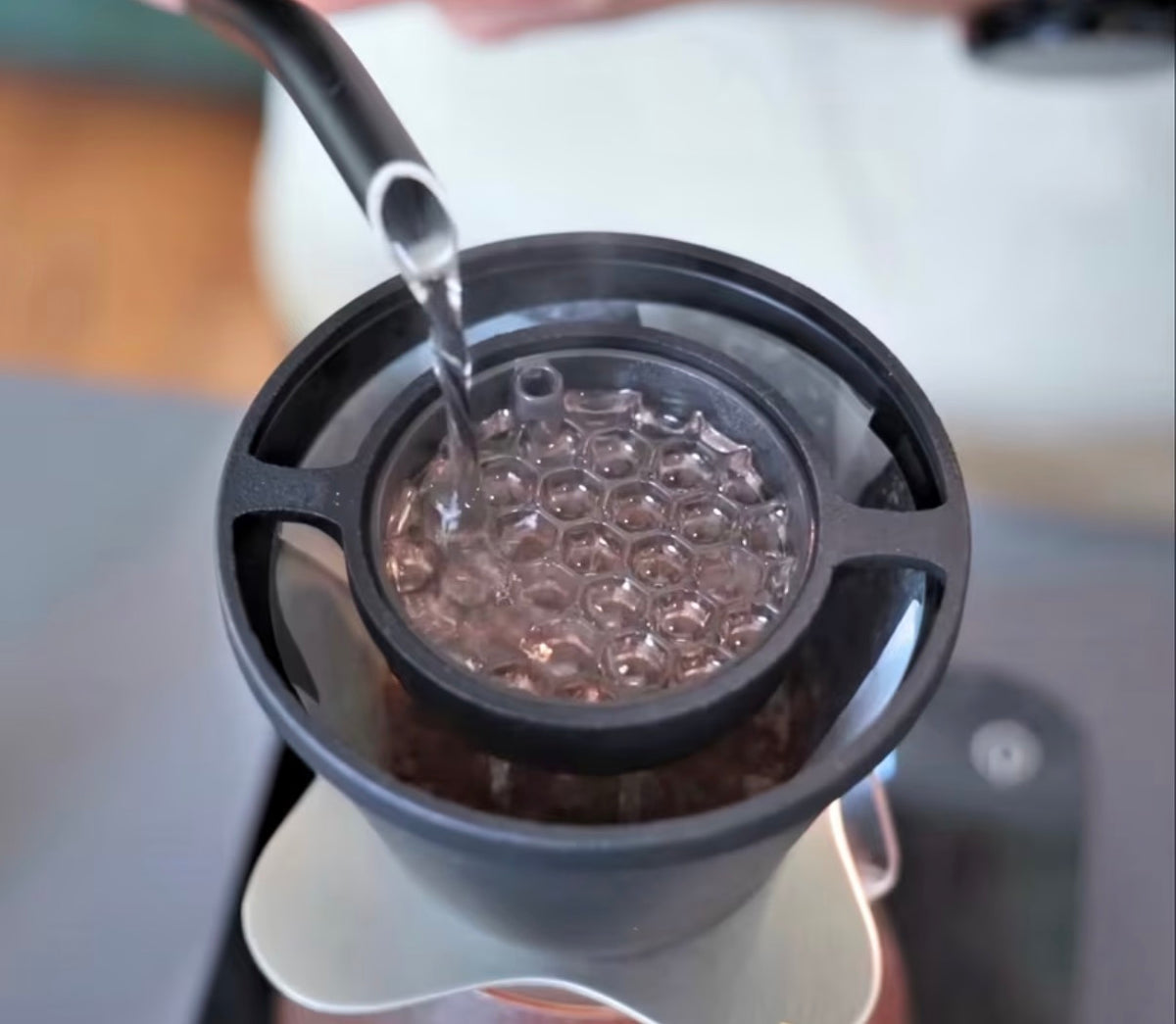 موزع تدفق ماء للتقطير